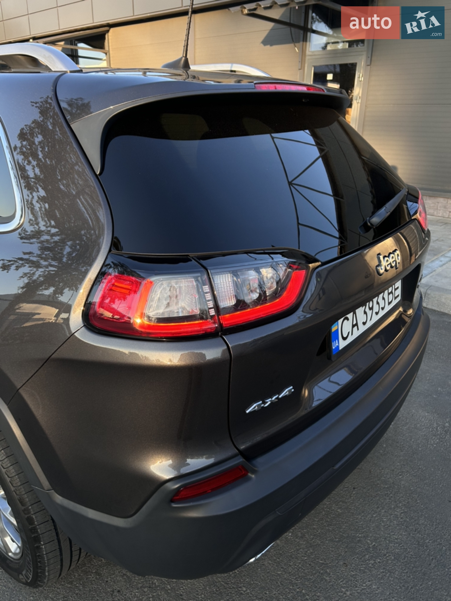2018 Jeep Cherokee - мініатюра 23