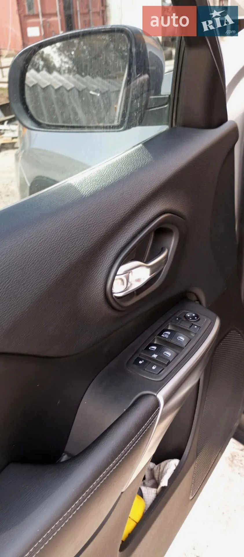 2018 Jeep Cherokee - мініатюра 19