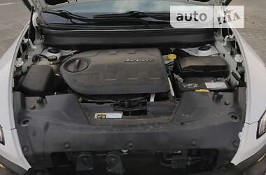 Внедорожник / Кроссовер Jeep Cherokee 2013 в 