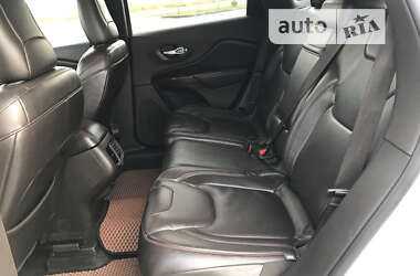 Внедорожник / Кроссовер Jeep Cherokee 2013 в 