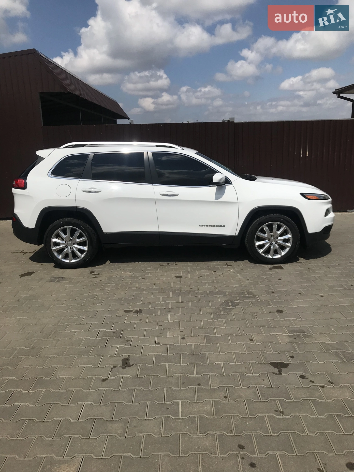 2015 Jeep Cherokee - мініатюра 3