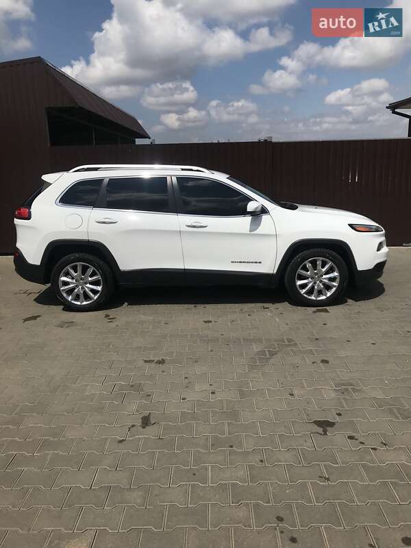 Позашляховик / Кросовер Jeep Cherokee 2015 в Одесі