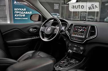 Внедорожник / Кроссовер Jeep Cherokee 2019 в Харькове