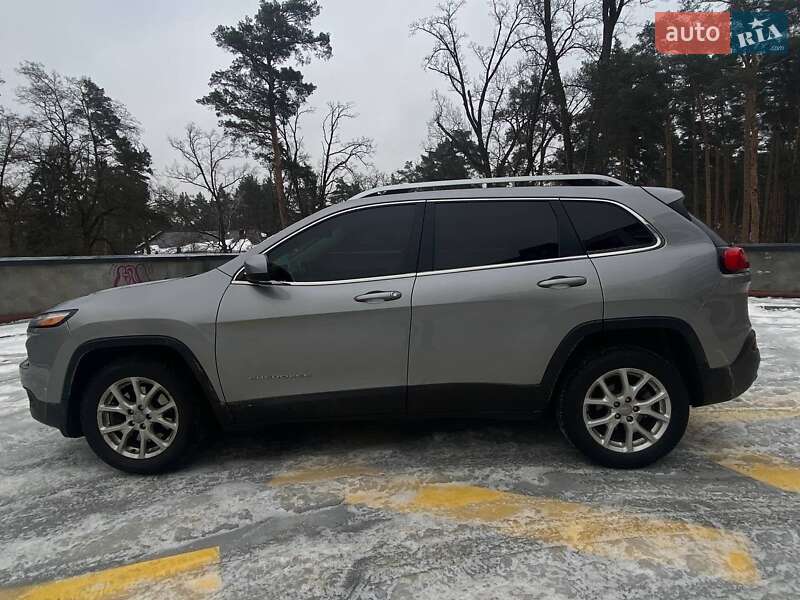 Внедорожник / Кроссовер Jeep Cherokee 2015 в Ирпене фото 3 Внедорожник / Кроссовер Jeep Cherokee 2015 в Ирпене