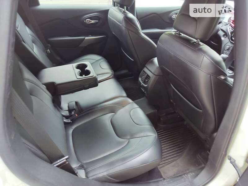 Позашляховик / Кросовер Jeep Cherokee 2018 в Києві