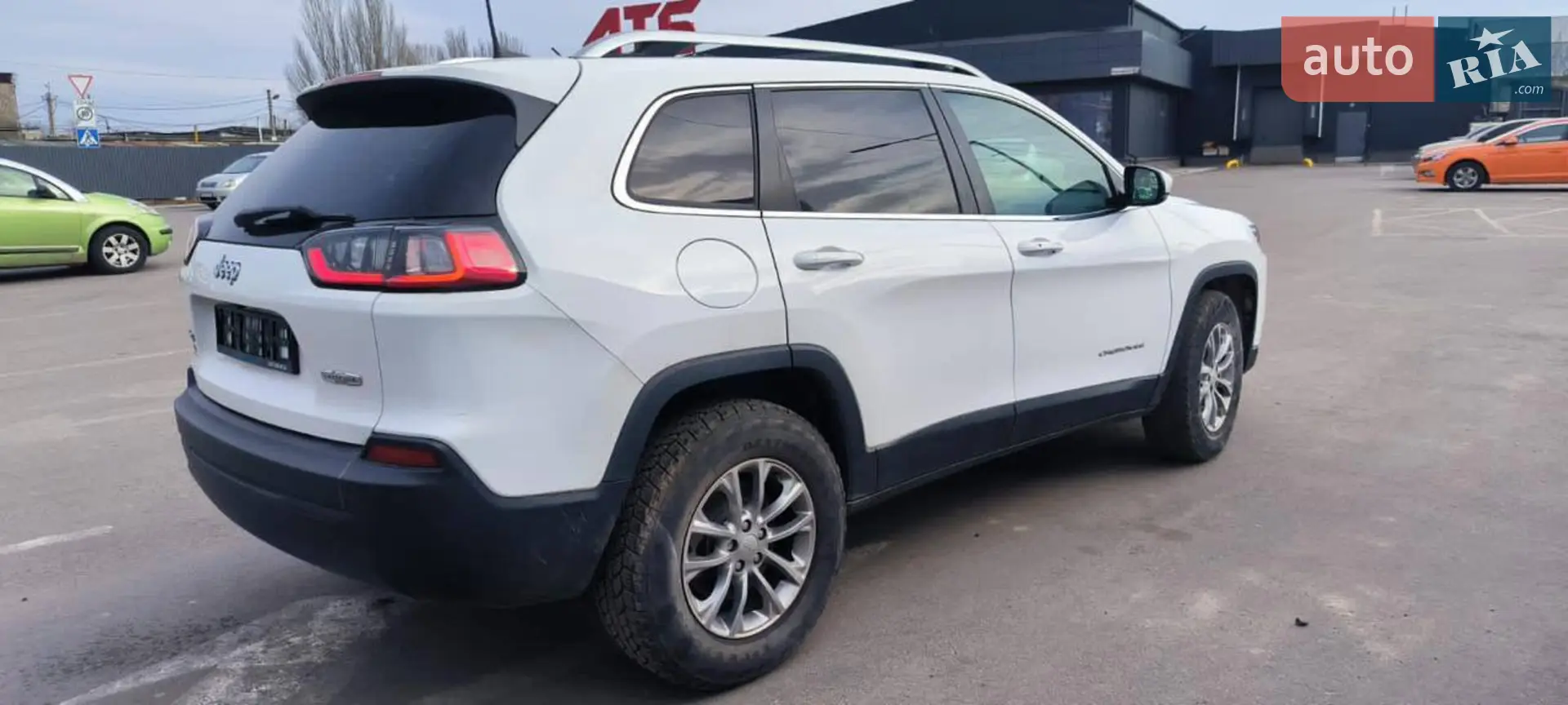 2018 Jeep Cherokee - мініатюра 6