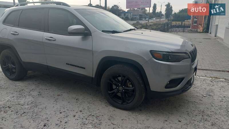Внедорожник / Кроссовер Jeep Cherokee 2019 в Черкассах