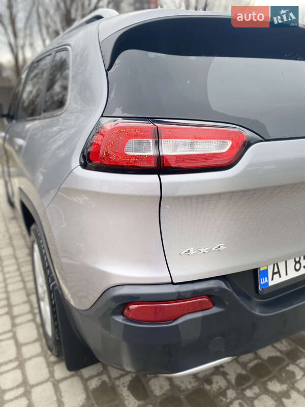 Внедорожник / Кроссовер Jeep Cherokee 2017 в Ирпене фото 9 Внедорожник / Кроссовер Jeep Cherokee 2017 в Ирпене