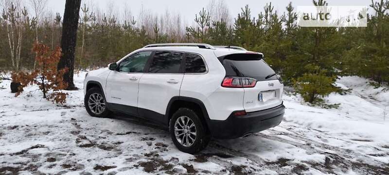 Внедорожник / Кроссовер Jeep Cherokee 2020 в Киеве