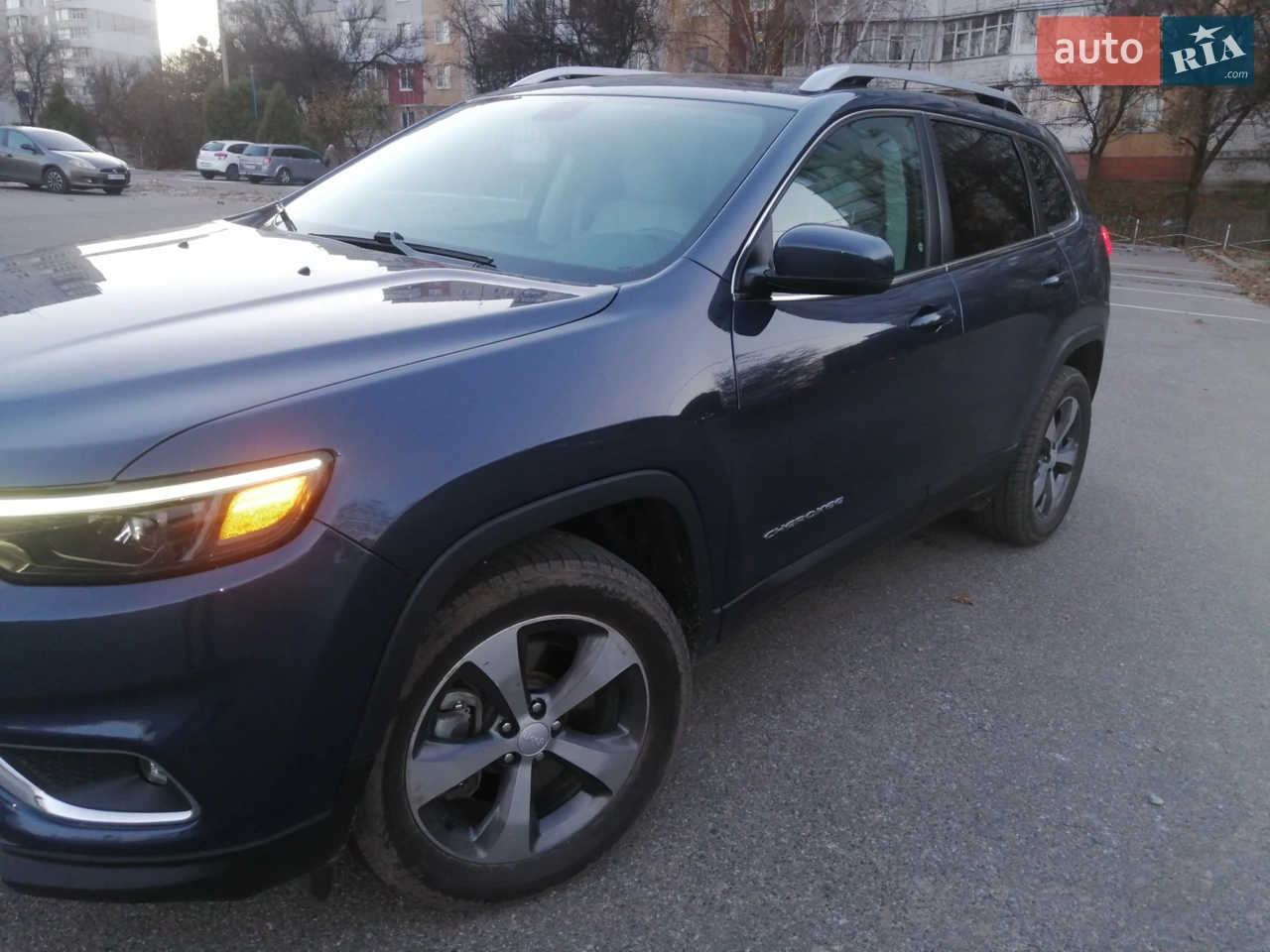 2019 Jeep Cherokee - мініатюра 18