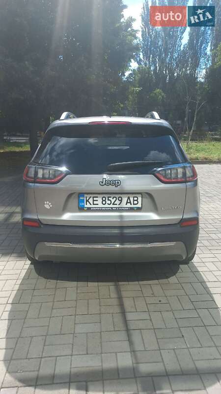 Позашляховик / Кросовер Jeep Cherokee 2018 в Запоріжжі