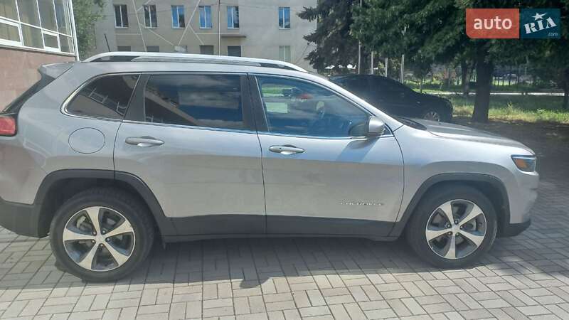 Позашляховик / Кросовер Jeep Cherokee 2018 в Запоріжжі