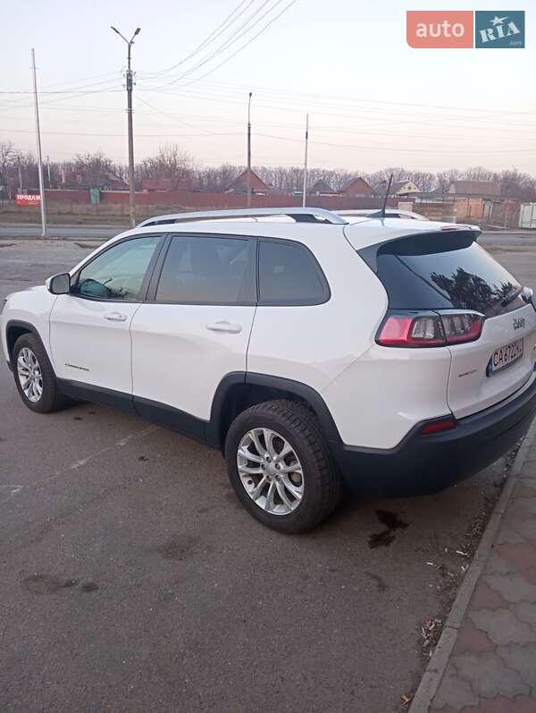 Позашляховик / Кросовер Jeep Cherokee 2020 в Смілі фото 2 Позашляховик / Кросовер Jeep Cherokee 2020 в Смілі