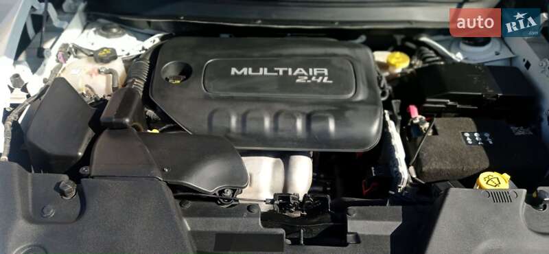 Внедорожник / Кроссовер Jeep Cherokee 2014 в Запорожье