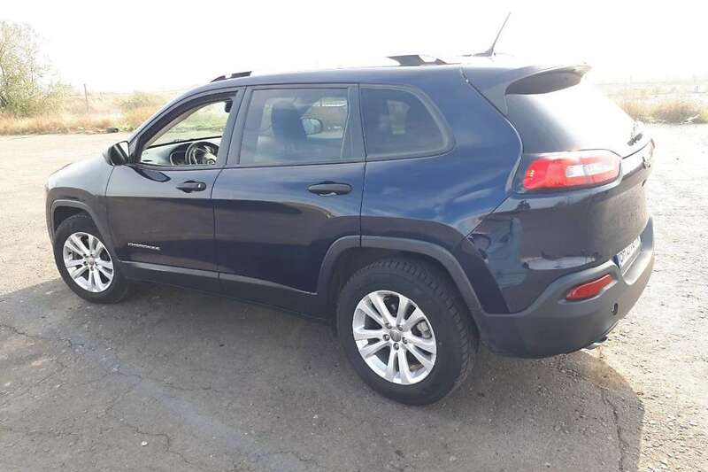 Позашляховик / Кросовер Jeep Cherokee 2015 в Одесі