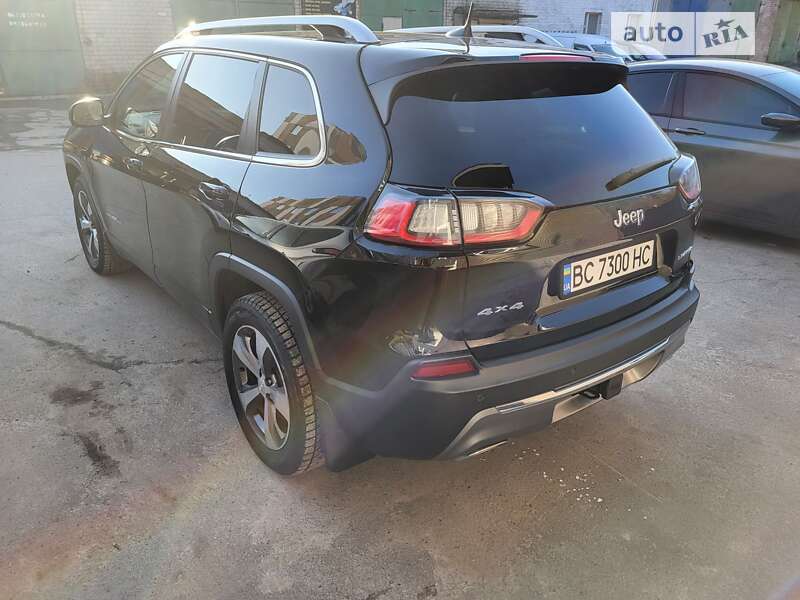Внедорожник / Кроссовер Jeep Cherokee 2018 в Ровно