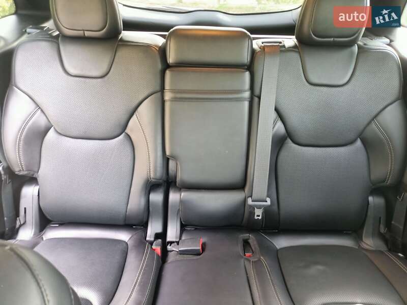 Внедорожник / Кроссовер Jeep Cherokee 2017 в Киеве