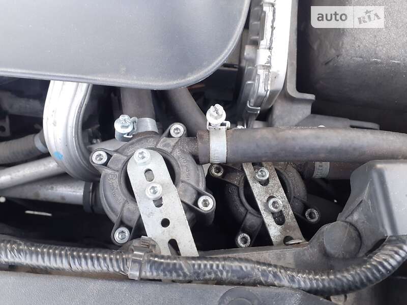 Внедорожник / Кроссовер Jeep Cherokee 2014 в Киеве