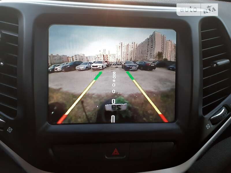 Внедорожник / Кроссовер Jeep Cherokee 2014 в Киеве