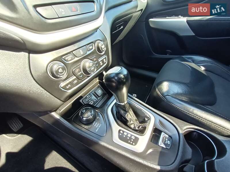 Внедорожник / Кроссовер Jeep Cherokee 2017 в Василькове фото 23 Внедорожник / Кроссовер Jeep Cherokee 2017 в Василькове