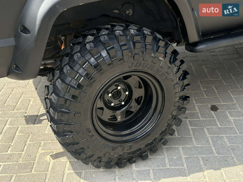 Позашляховик / Кросовер Jeep Cherokee 1997 в Чернівцях