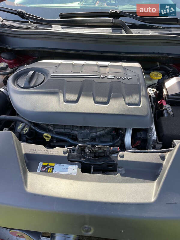 Внедорожник / Кроссовер Jeep Cherokee 2015 в Смеле фото 4 Внедорожник / Кроссовер Jeep Cherokee 2015 в Смеле