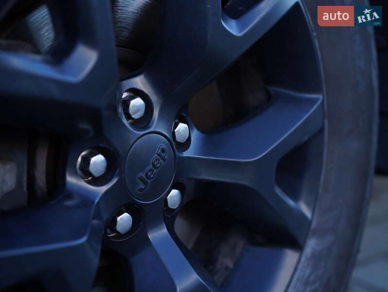 Позашляховик / Кросовер Jeep Cherokee 2014 в Хмельницькому