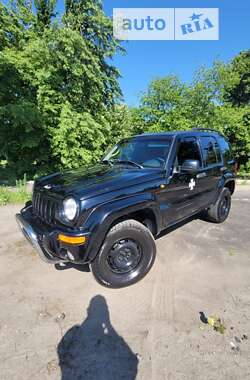 Внедорожник / Кроссовер Jeep Cherokee 2001 в Киеве
