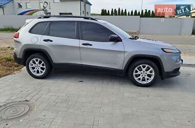 Позашляховик / Кросовер Jeep Cherokee 2015 в Івано-Франківську