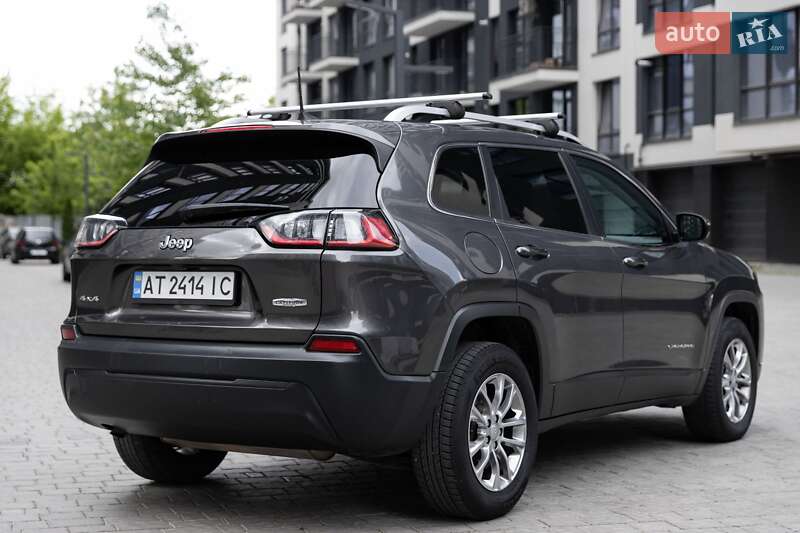 Внедорожник / Кроссовер Jeep Cherokee 2018 в Ивано-Франковске