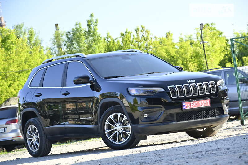 Внедорожник / Кроссовер Jeep Cherokee 2019 в Бердичеве