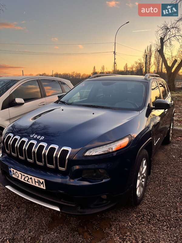 Внедорожник / Кроссовер Jeep Cherokee 2017 в Ужгороде фото 4 Внедорожник / Кроссовер Jeep Cherokee 2017 в Ужгороде