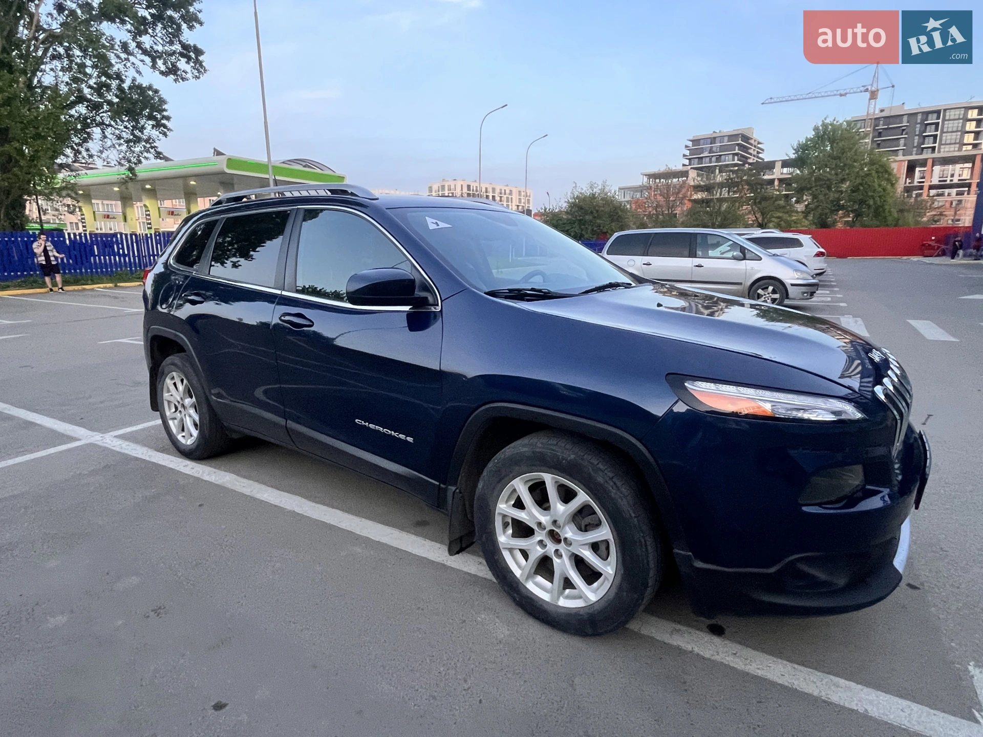 2017 Jeep Cherokee - мініатюра 16