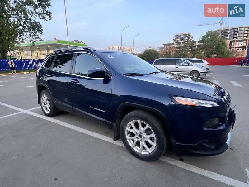 Внедорожник / Кроссовер Jeep Cherokee 2017 в Ужгороде фото 16 Внедорожник / Кроссовер Jeep Cherokee 2017 в Ужгороде