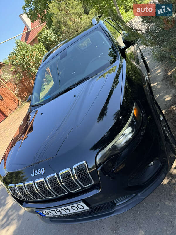 Внедорожник / Кроссовер Jeep Cherokee 2018 в Одессе