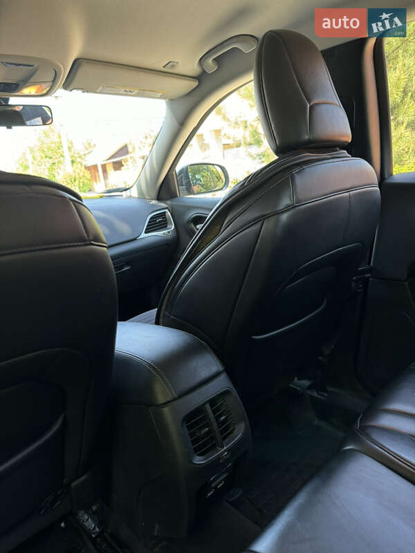 Внедорожник / Кроссовер Jeep Cherokee 2018 в Одессе