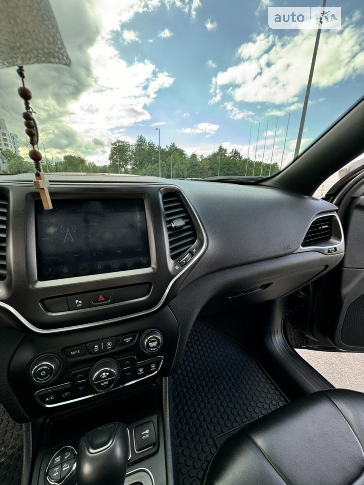 2018 Jeep Cherokee - мініатюра 15