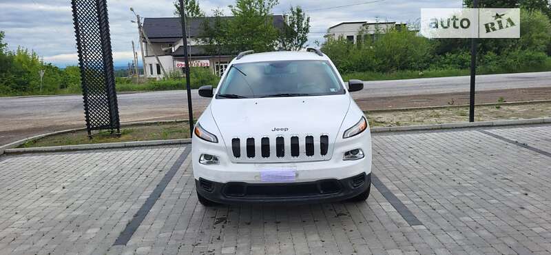 Позашляховик / Кросовер Jeep Cherokee 2015 в Івано-Франківську