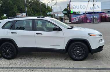 Позашляховик / Кросовер Jeep Cherokee 2015 в Івано-Франківську