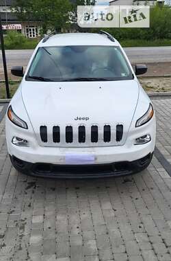 Позашляховик / Кросовер Jeep Cherokee 2015 в Івано-Франківську