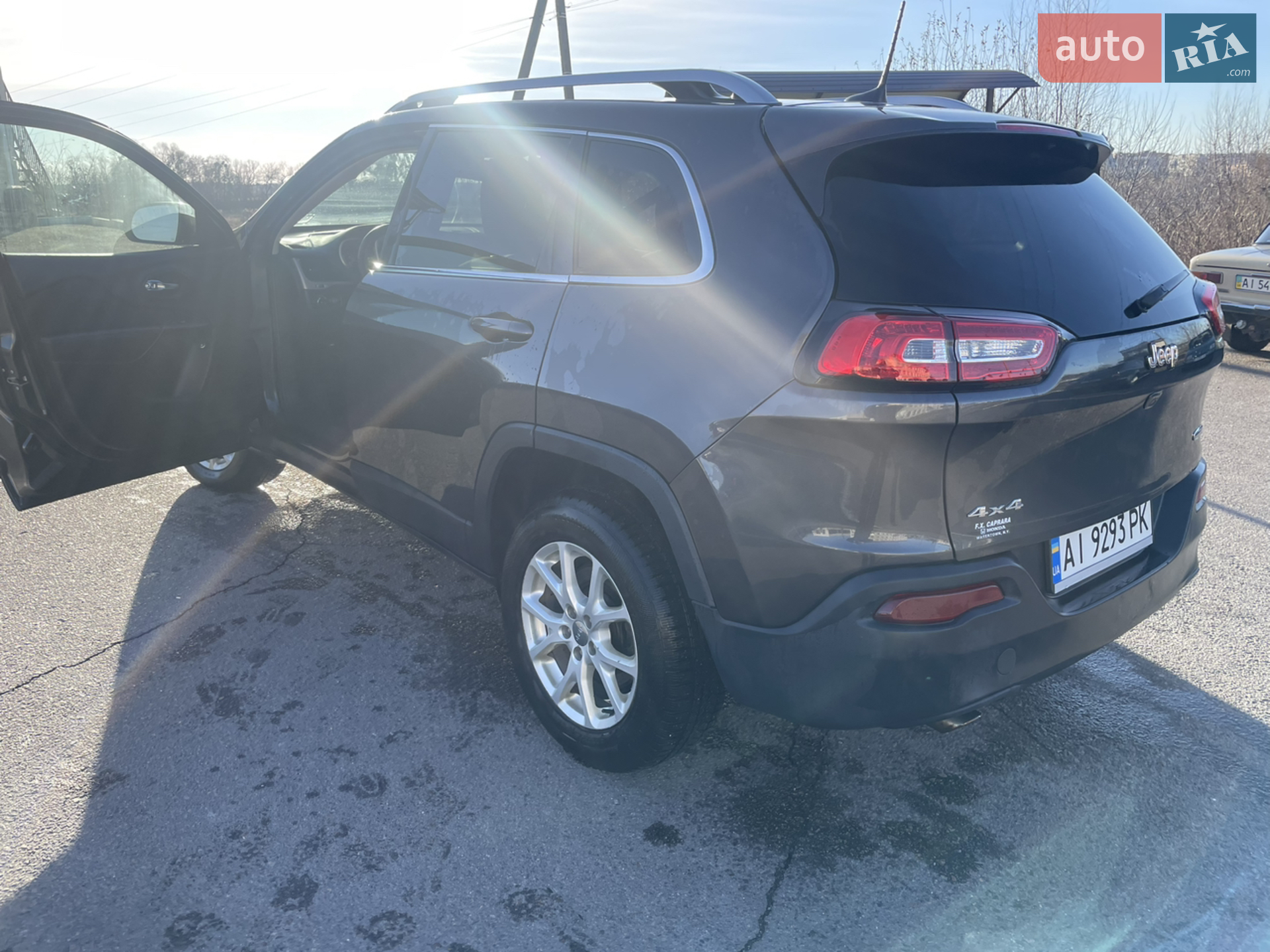 2016 Jeep Cherokee - мініатюра 6