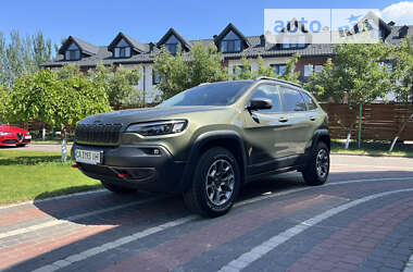 Внедорожник / Кроссовер Jeep Cherokee 2020 в Киеве