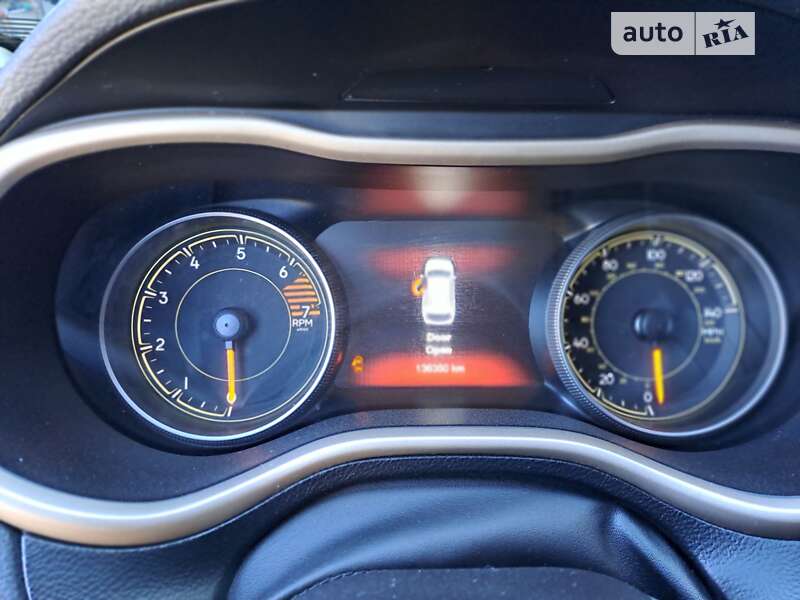 Позашляховик / Кросовер Jeep Cherokee 2016 в Жовкві фото 12 Позашляховик / Кросовер Jeep Cherokee 2016 в Жовкві