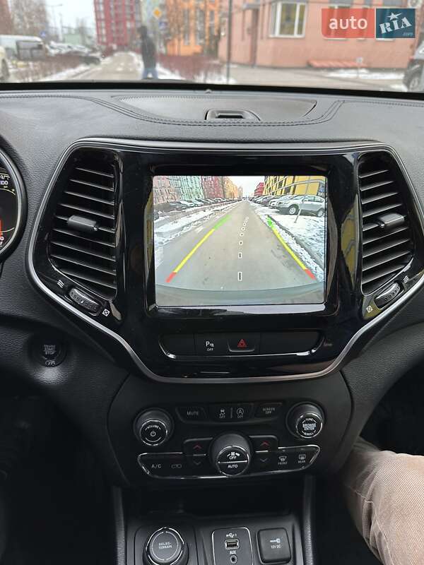 Внедорожник / Кроссовер Jeep Cherokee 2019 в Киеве фото 7 Внедорожник / Кроссовер Jeep Cherokee 2019 в Киеве