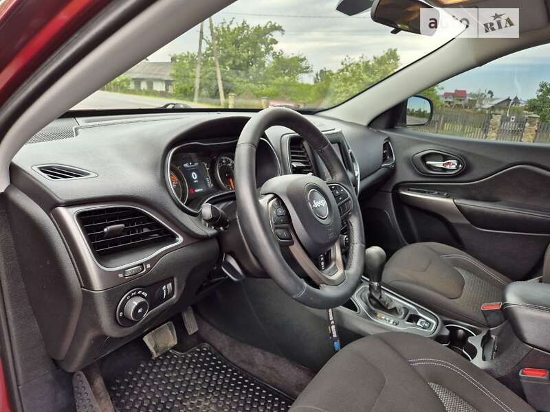 Позашляховик / Кросовер Jeep Cherokee 2018 в Калуші