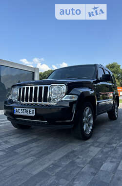 Внедорожник / Кроссовер Jeep Cherokee 2008 в Луцке