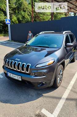 Внедорожник / Кроссовер Jeep Cherokee 2015 в Чернигове