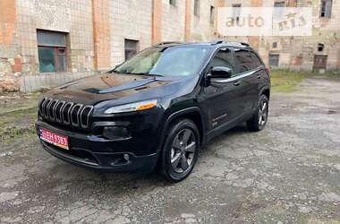 Позашляховик / Кросовер Jeep Cherokee 2016 в Дубні