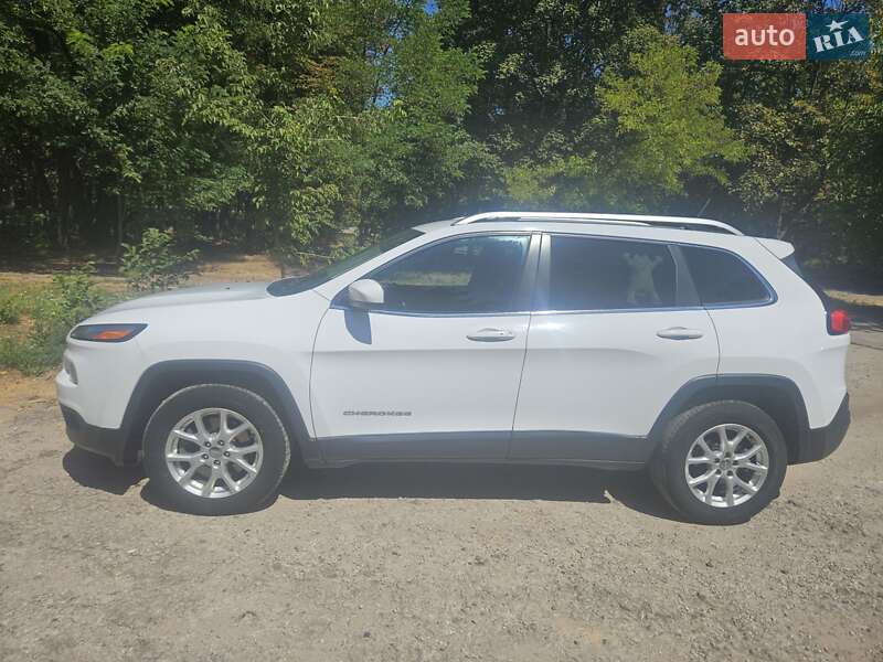 Внедорожник / Кроссовер Jeep Cherokee 2014 в Запорожье