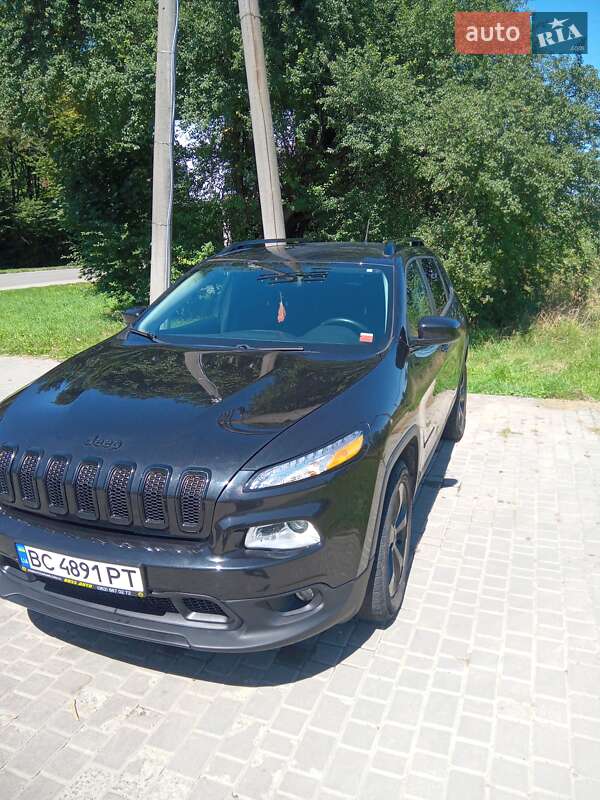Внедорожник / Кроссовер Jeep Cherokee 2015 в Моршине фото 8 Внедорожник / Кроссовер Jeep Cherokee 2015 в Моршине